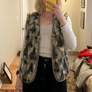 Fur vest